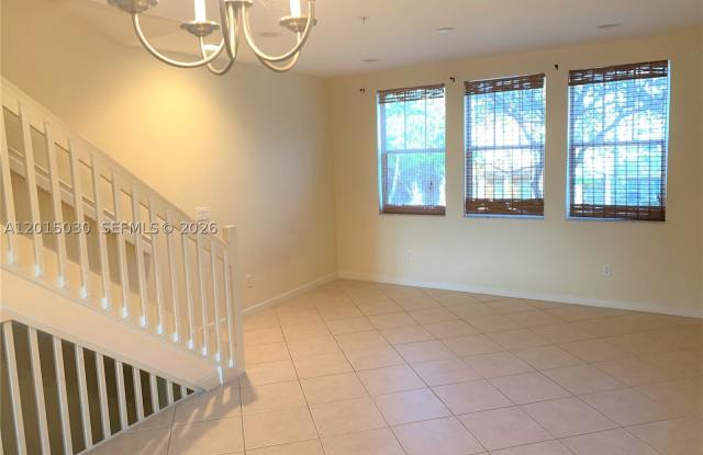 690 Amador Ln Gallery 2