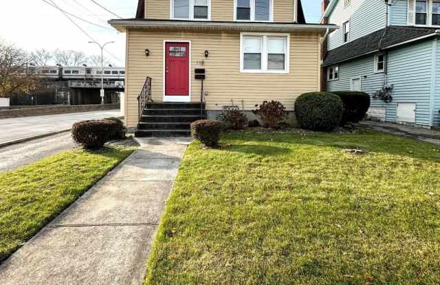 118 Lyon Place - 118 Lyon Place, Lynbrook, NY 11563 118 Lyon Place - 118 Lyon Place, Lynbrook, NY 11563