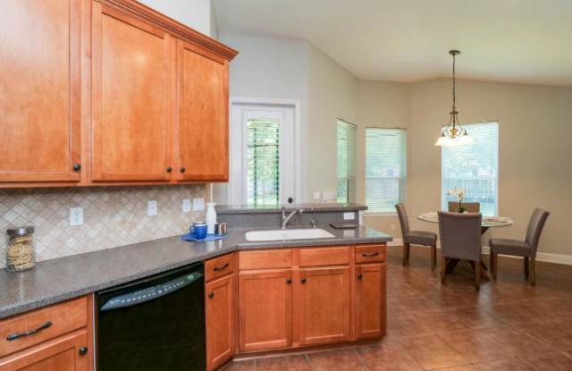 12055 Watch Tower Dr Gallery 2