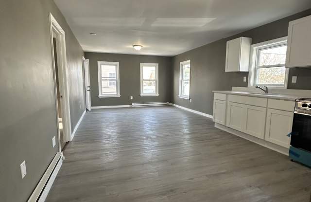 150 Blackmer Street - 2 photos photos