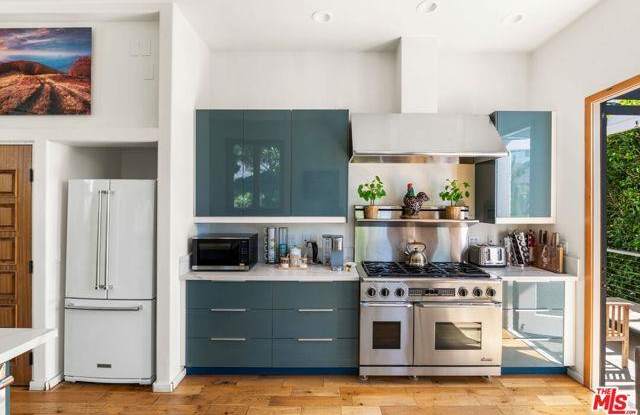 4045 Jackson Avenue - 4045 Jackson Avenue, Culver City, CA 90232