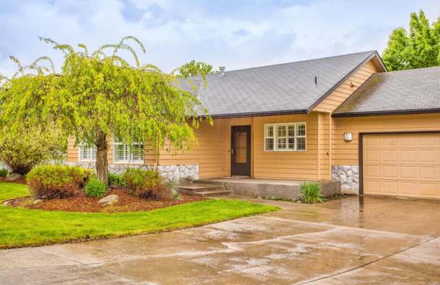 8311 North Parkside Drive Gallery 1