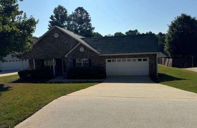 4393 English Loop photos photos
