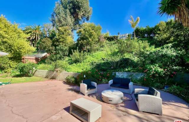 728 Jacon Way - 728 Jacon Way, Los Angeles, CA 90272