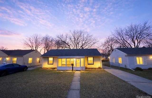 26641 Ridgemont Street photos photos