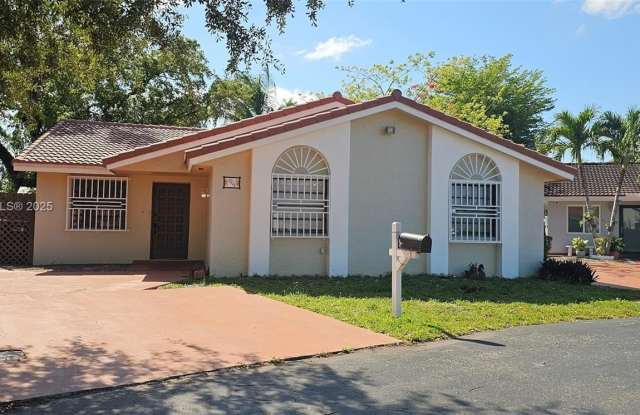 7511 SW 114th Ct photos photos