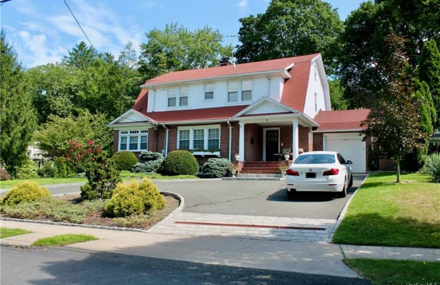 9 Myrtle Boulevard - 9 Myrtle Boulevard, Westchester County, NY 10538