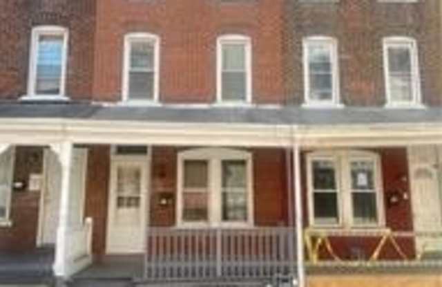 948 West Maple Street - 948 West Maple Street, Allentown, PA 18101
