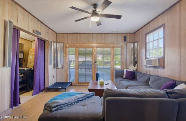 108 Greenbriar Drive Gallery 3