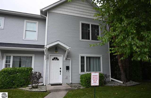 713 D Lake Avenue photos photos