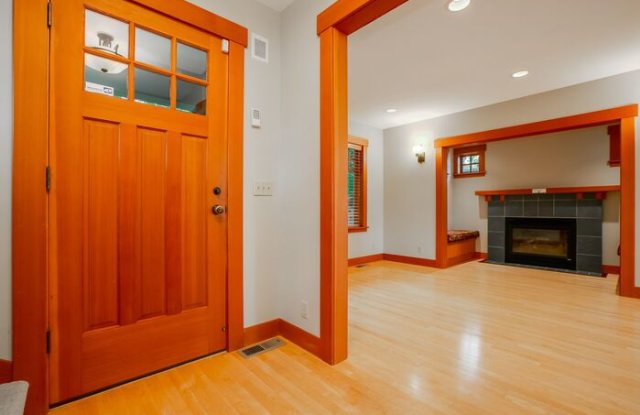 3401 York Road South Gallery 2