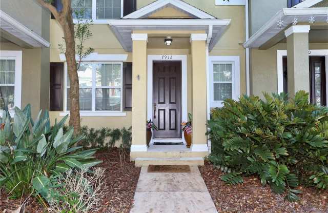 7912 NORTHLAKE PARKWAY - 7912 Northlake Parkway, Orlando, FL 32827