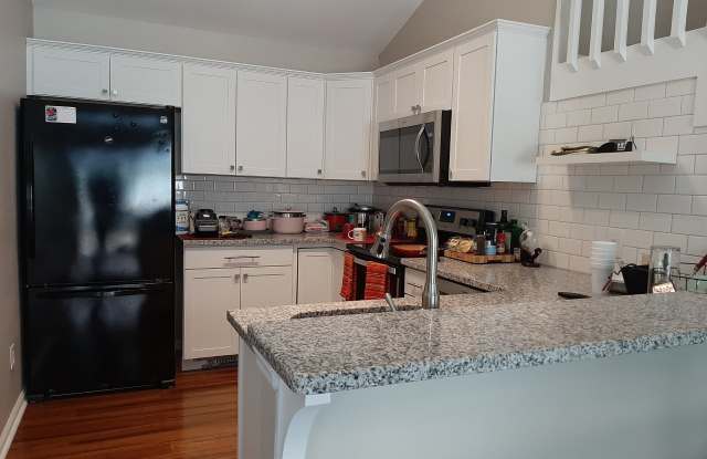 109 Tall Rock Ct Gallery 4