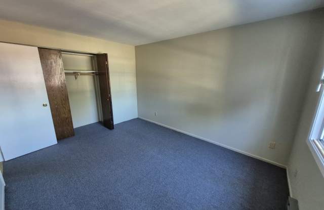 8137 Pine Island Terrace Gallery 4