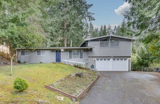 North Edmonds Rental Available Now! - 5730 146th Place Southwest, Picnic Point, WA 98026