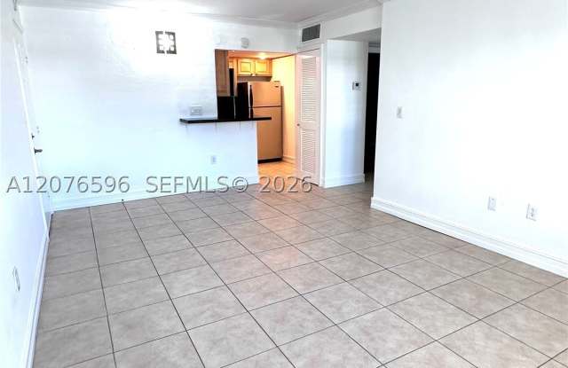 8615 SW 68th Ct Gallery 3