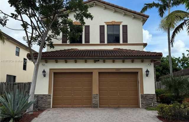 9227 SW 227 TERRACE photos photos