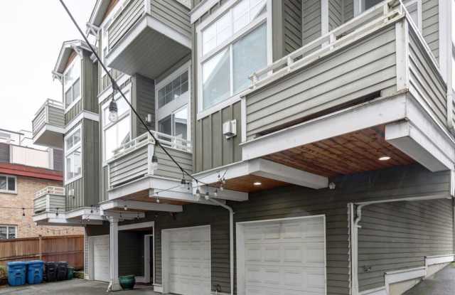 Gorgeous Capitol Hill Tri-level Townhome 3 Bedrooms with 3.25 Bathrooms photos photos
