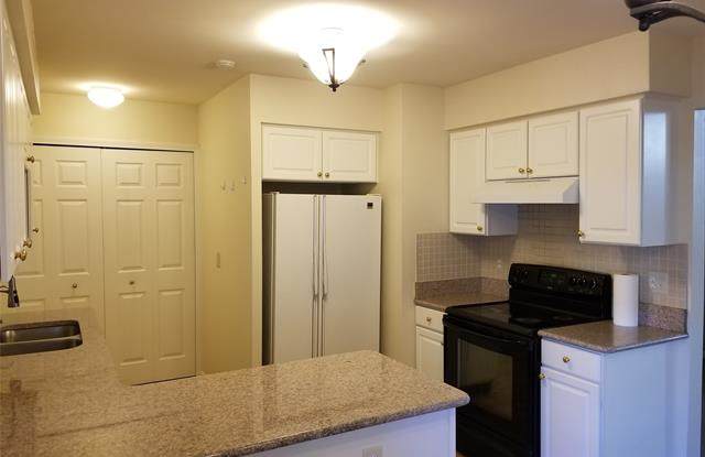 44973 COACHMAN Court Gallery 4