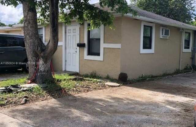 2237 Taft St photos photos