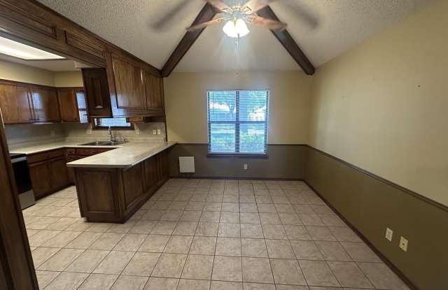 3426 Cedarhill Drive Gallery 4