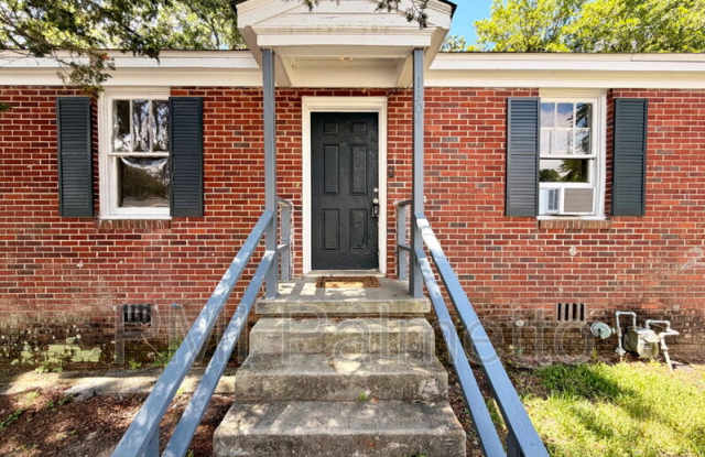 1304 Mount Vernon Street Gallery 3