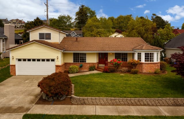 4113 Harbor Ridge Rd NE - 4113 Harbor Ridge Road Northeast, Tacoma, WA 98422
