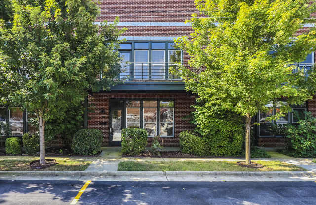 Luxury Downtown Townhome with 2 car Garage! photos photos