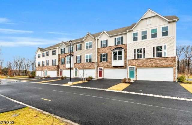 17 Peckwell St - 17 Peckwell Street, Budd Lake, NJ 07828