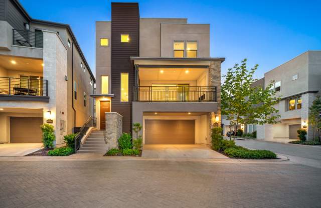 16206 Macy Ln - 16206 Macy Lane, San Diego, CA 92127