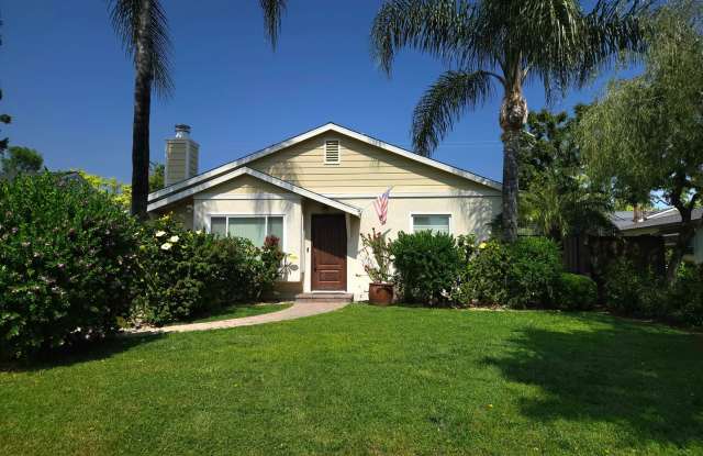 COMING SOON- Charming Single Family Home with Pool in Burbank photos photos