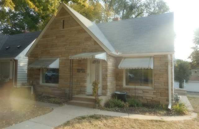5135 Bloomington Ave - 5135 Bloomington Avenue, Minneapolis, MN 55417
