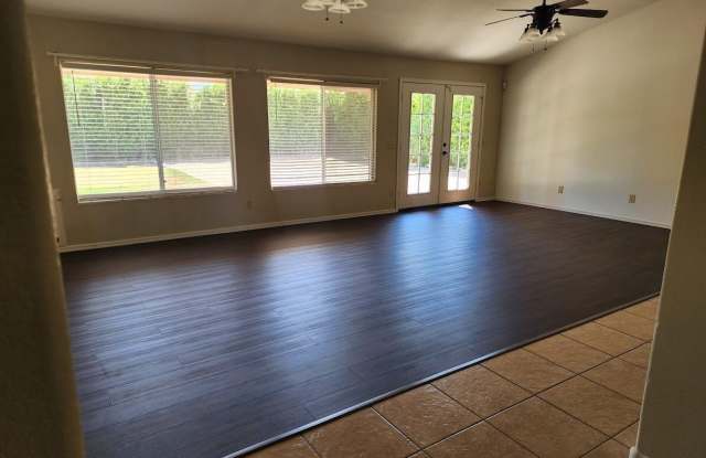 1671 E SAN TAN Street Gallery 2
