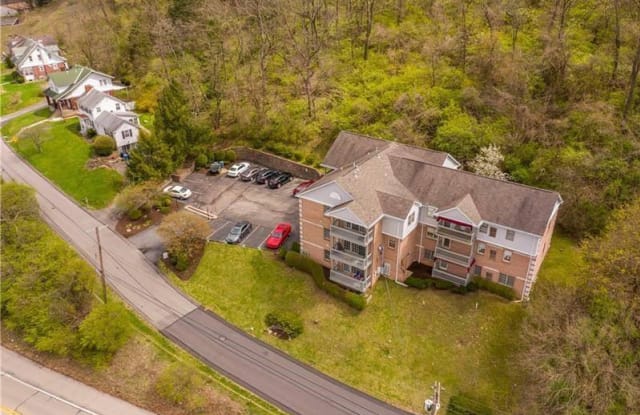 2445 Old Greentree Rd - 2445 Old Greentree Road, Allegheny County, PA 15106