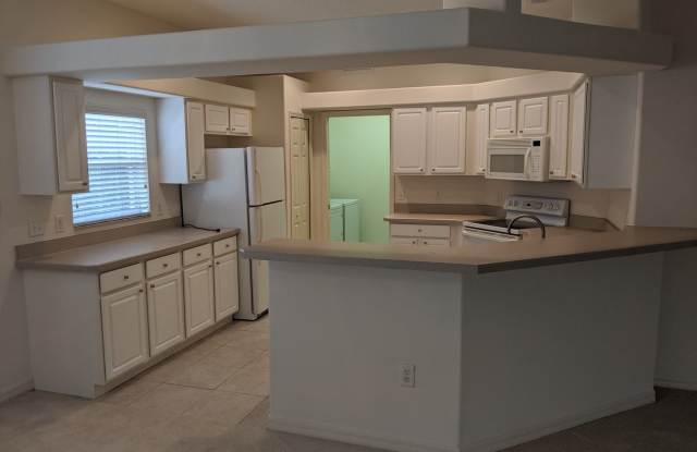 33328 Pennbrooke Parkway Gallery 2