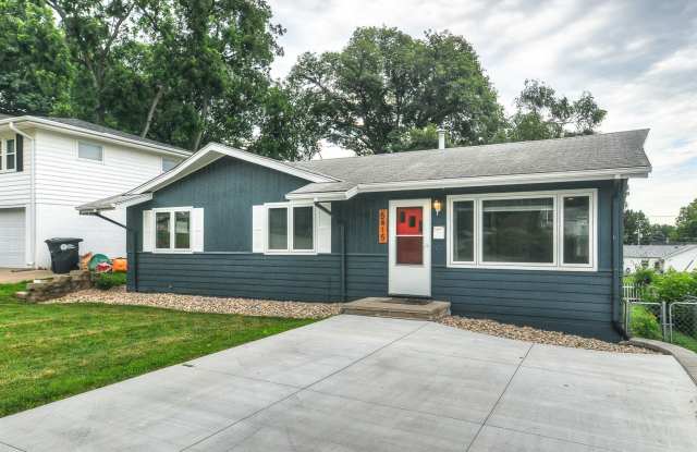 4 bed ranch in Aksarben Gallery 3