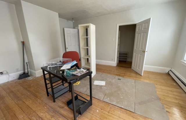 339 Centre St. Gallery 4