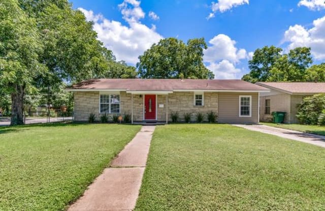 490 Kate Schenck Avenue - 490 Kate Schenck Avenue, San Antonio, TX 78223