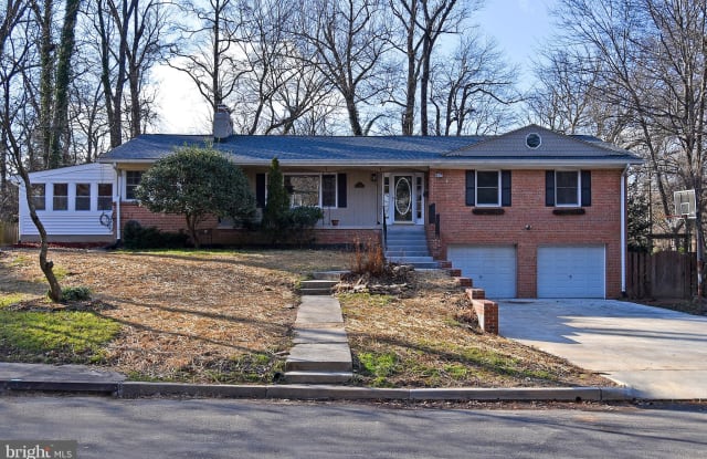 501 N VAN BUREN STREET - 501 North Van Buren Street, Falls Church, VA 22046