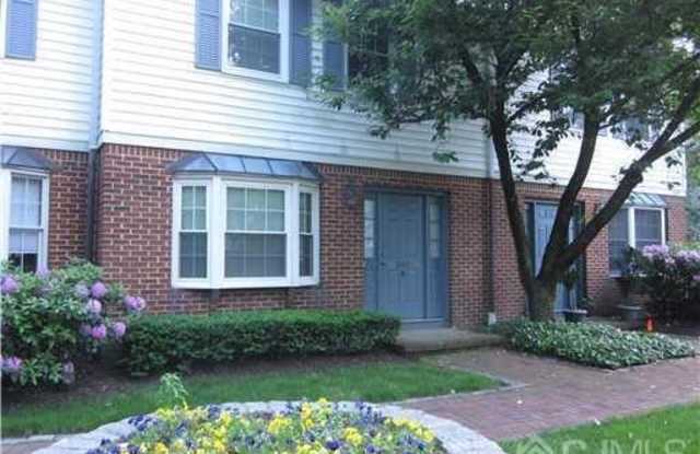 241 E Amboy Avenue photos photos