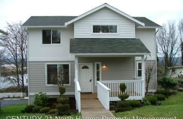 2029 E Grand Ave - 2029 East Grand Avenue, Everett, WA 98201