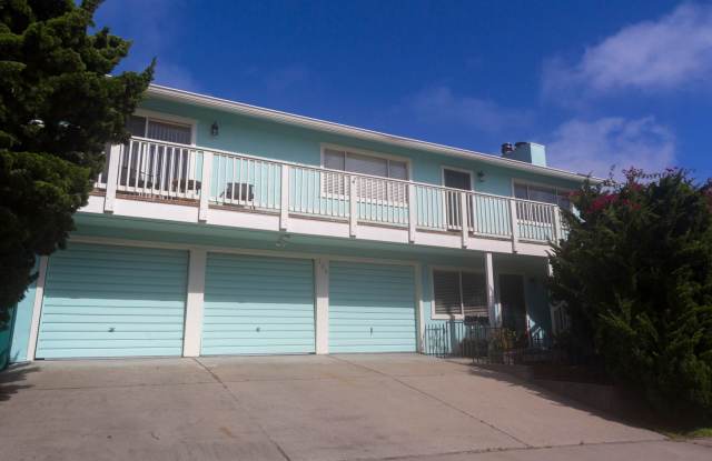 308-1- B- PGPM-F - 308 1st Street, Pacific Grove, CA 93950