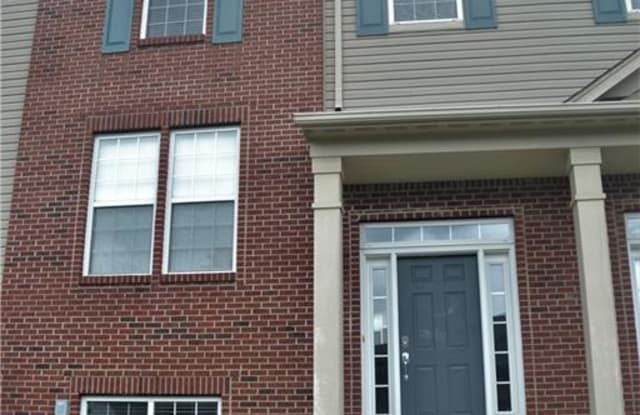 280 Woodhaven Dr - 280 Woodhaven Drive, Summit County, OH 44321