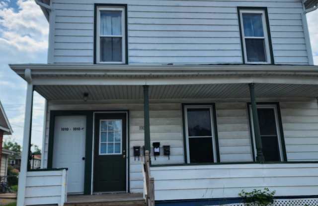 1008 Rhomberg Avenue - 1010-2 photos photos