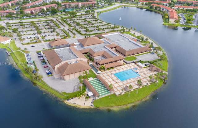 1000 SW 128th Ter - 1000 Southwest 128th Terrace, Pembroke Pines, FL 33027