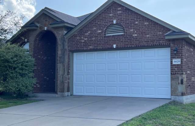 Available Now! Great Sendero Springs 3 bed 2 bath photos photos