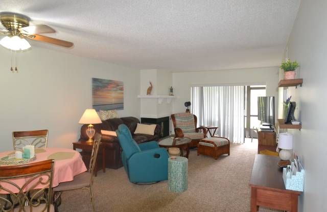 161 Lakeside Dr Gallery 3