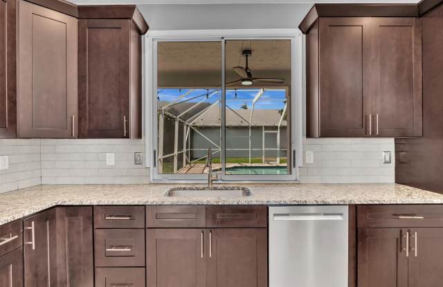 1039 Aviary Road photos photos