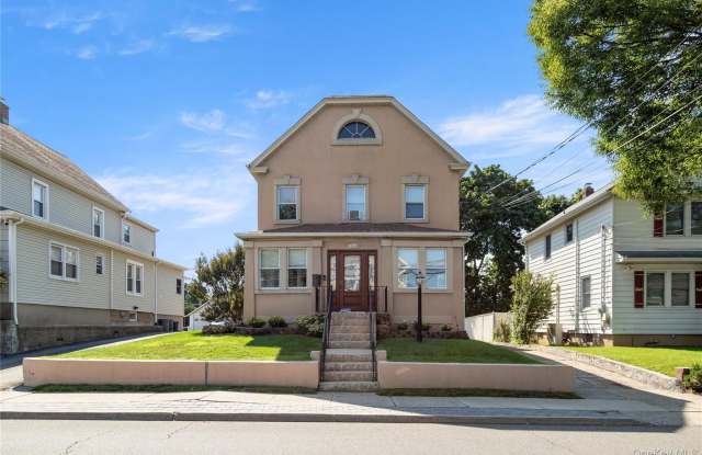 26 S Bayles Avenue photos photos