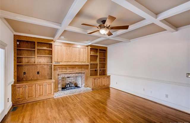 3615 Deruyter Circle Gallery 2